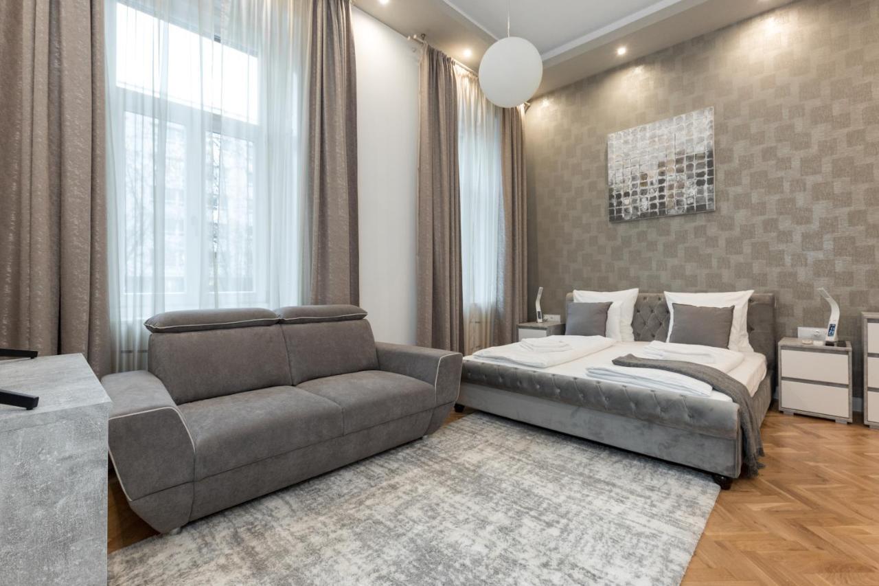 City Center Grand Luxury W 2Br/2Bt Budapest Exterior foto